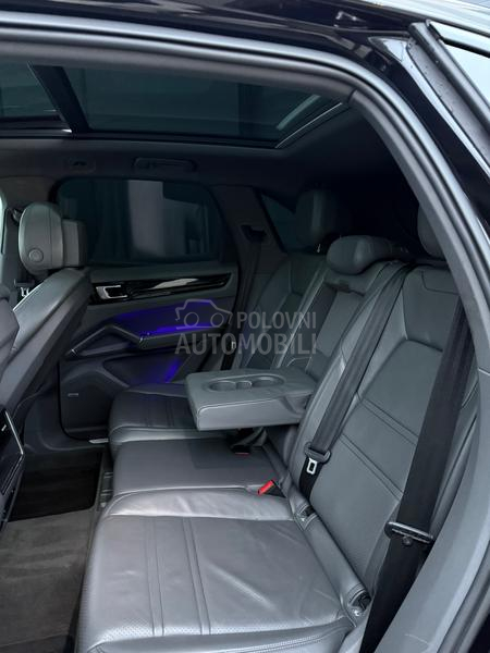 Porsche Cayenne E-HYBRID