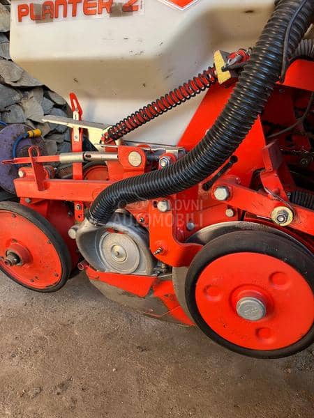 Kuhn Planter