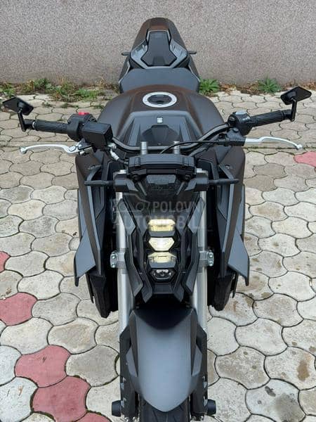 Suzuki GSX S 950U A2