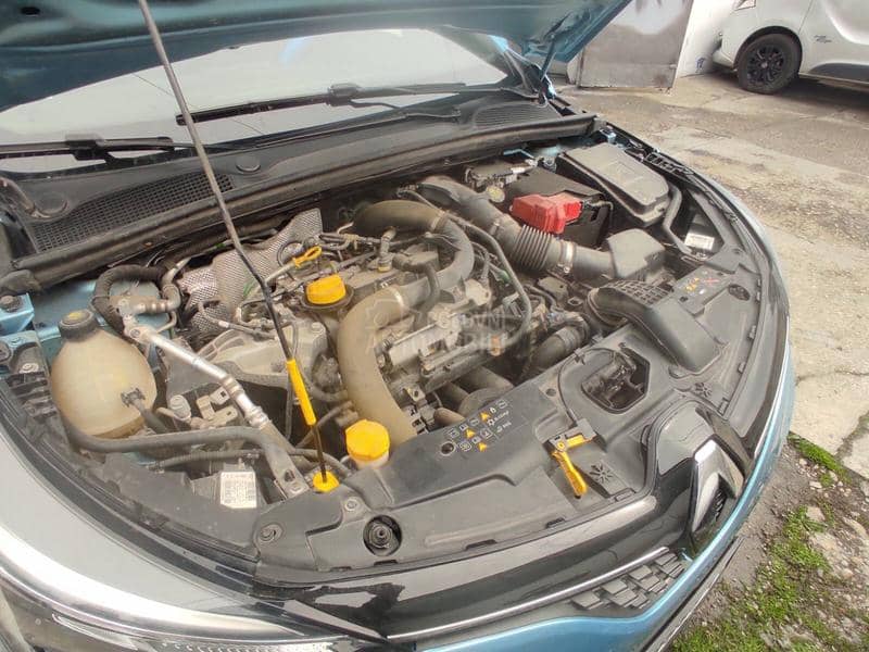 Renault Clio 10. V , INTESE