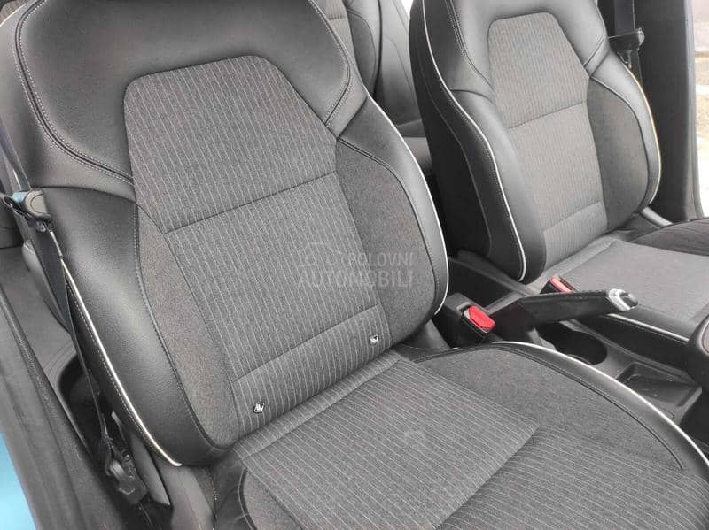 Renault Clio 10. V , INTESE