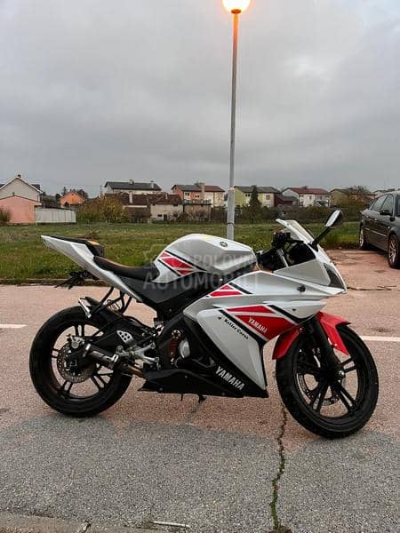 Yamaha r125