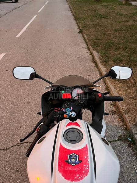Yamaha r125