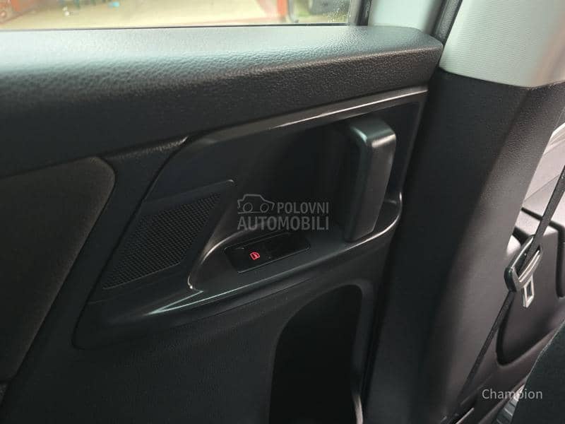 Volkswagen Sharan 2.0 TDI 7SEDISTA