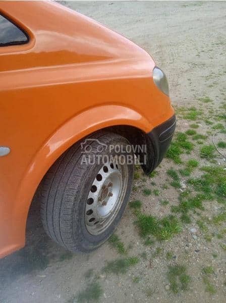 Mercedes Benz Vito 109