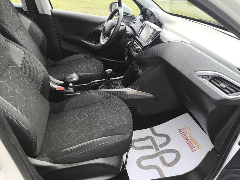 Peugeot 2008 1.2 STYLE RESTILE