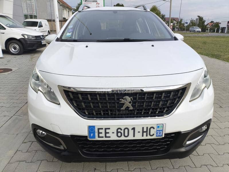 Peugeot 2008 1.2 STYLE RESTILE