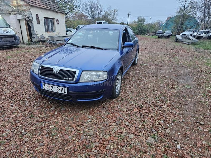 Škoda Superb 