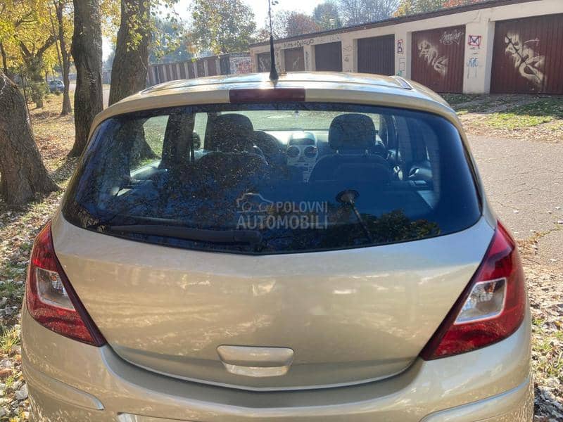 Opel Corsa D 1.2