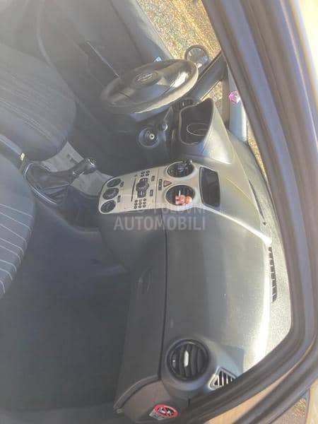 Opel Corsa D 1.2