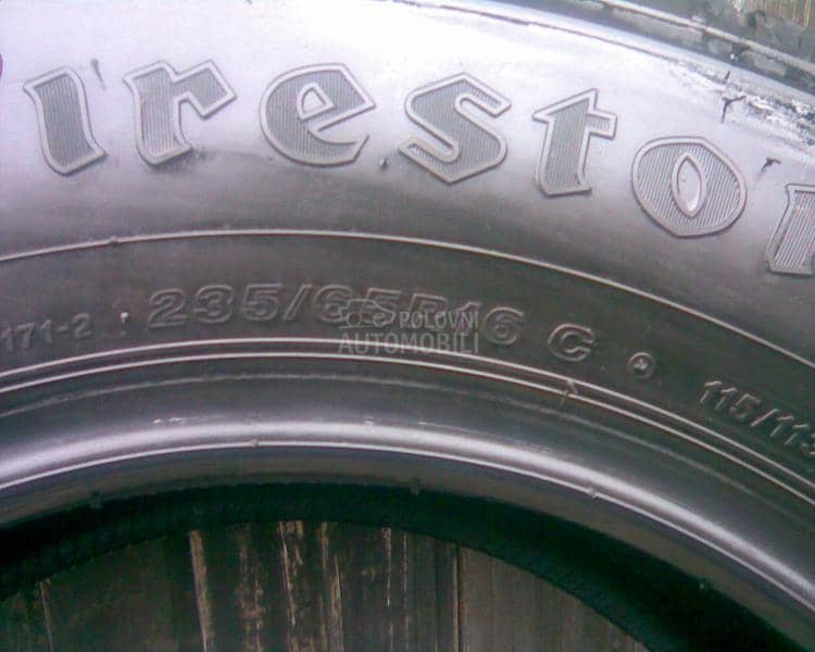 Firestone 235/65 R16 Zimska