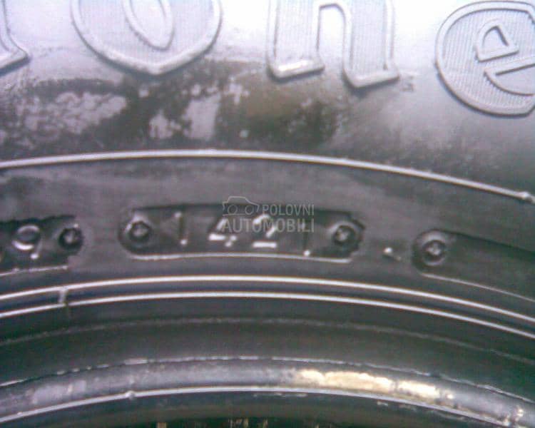 Firestone 235/65 R16 Zimska