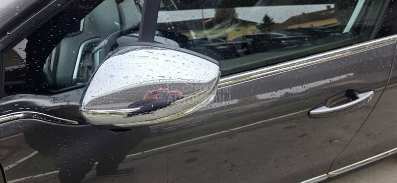 Peugeot 2008 1.2  PURETCH ALLURE