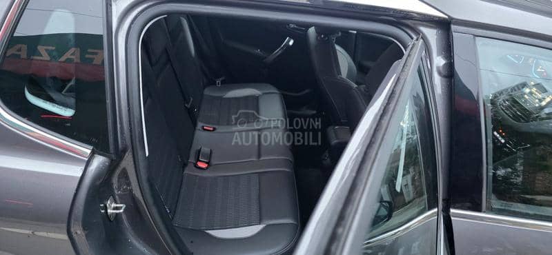 Peugeot 2008 1.2  PURETCH ALLURE