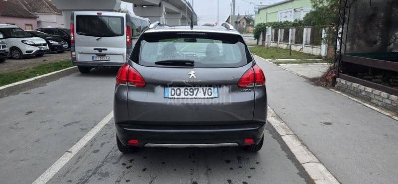 Peugeot 2008 1.2  PURETCH ALLURE