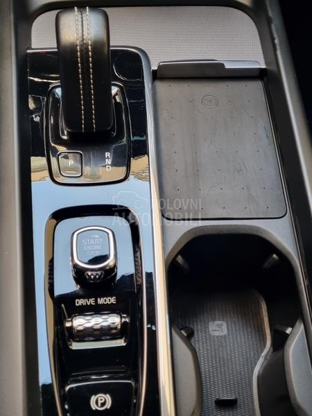 Volvo XC60 B5 Awd R-design