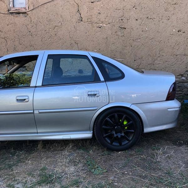 Opel Vectra B 