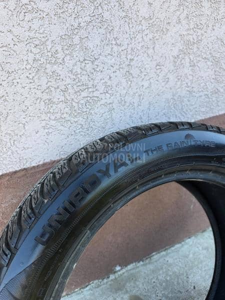 Uniroyal 245/45 R18 Zimska