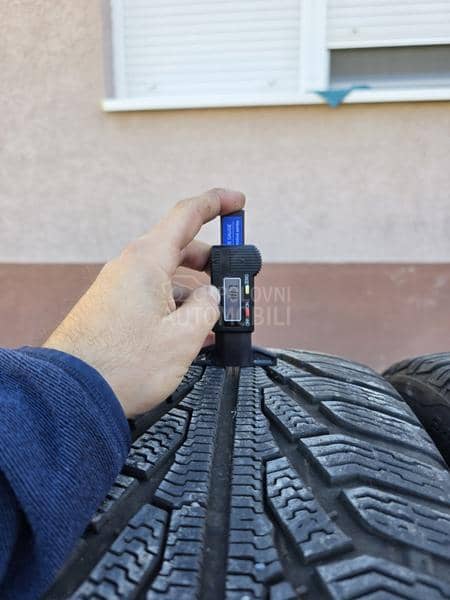 Uniroyal 245/45 R18 Zimska