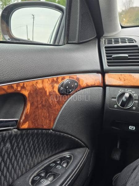 Mercedes Benz E 220 2.2