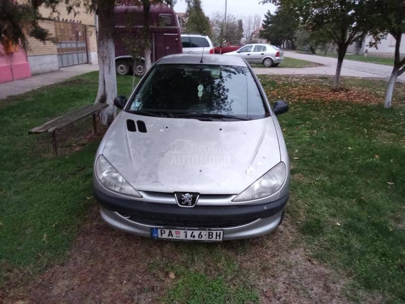 Peugeot 206 1.4 -