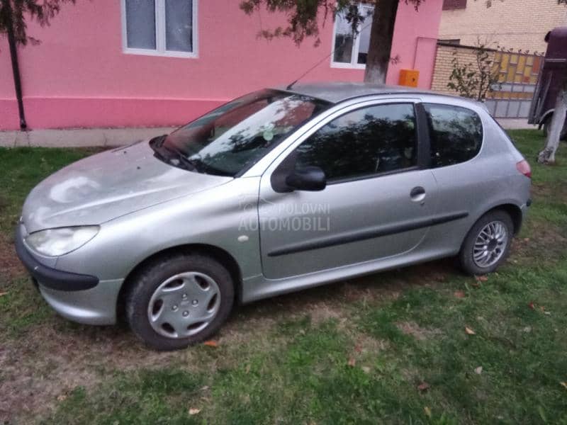 Peugeot 206 1.4 -