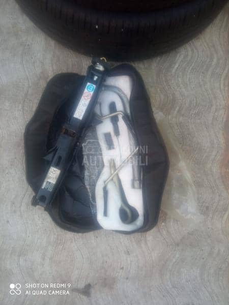 Set rezervnog točka