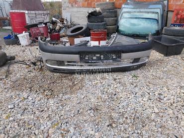 Branik za Renault Espace od 1998. do 2002. god.