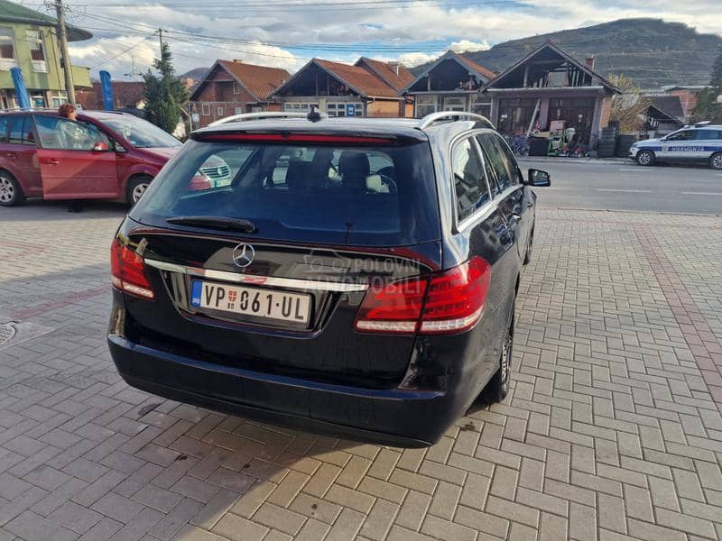 Mercedes Benz E 200 