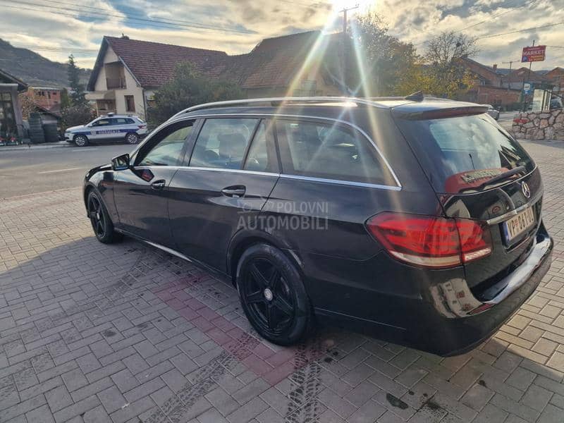 Mercedes Benz E 200 