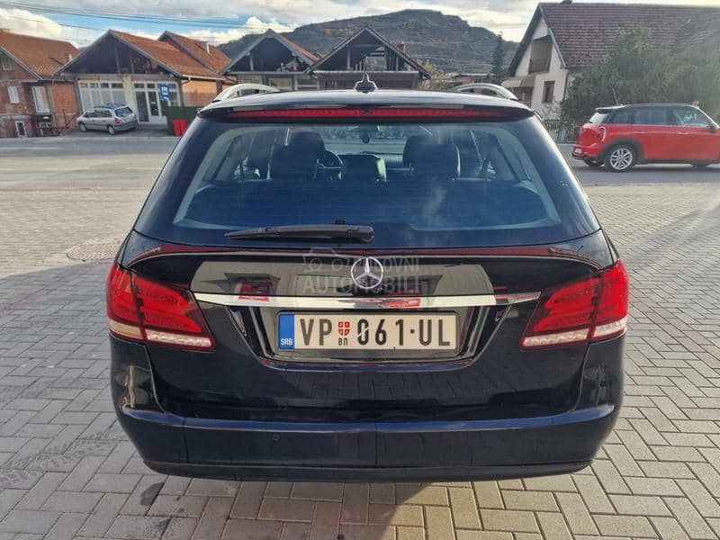 Mercedes Benz E 200 