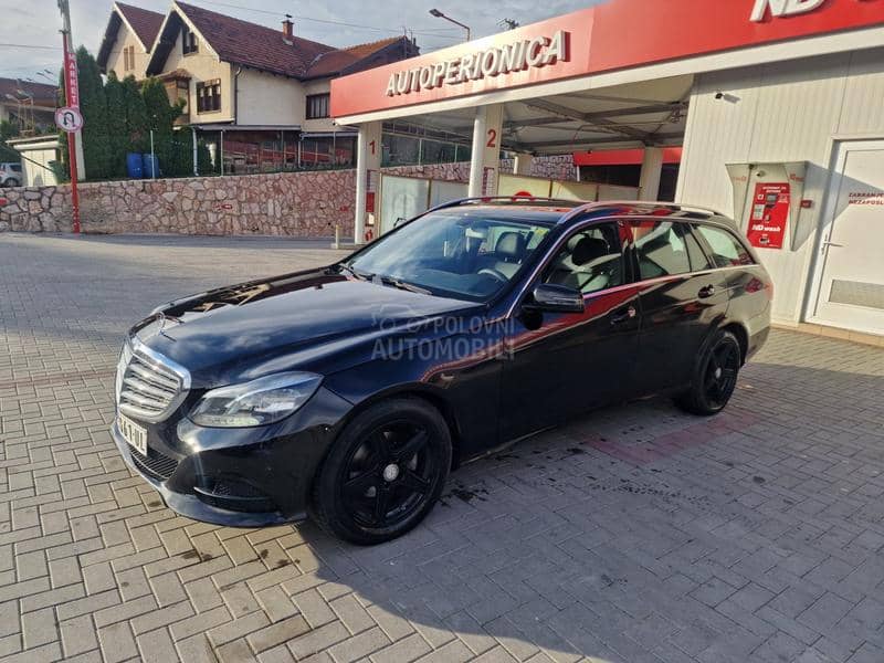 Mercedes Benz E 200 
