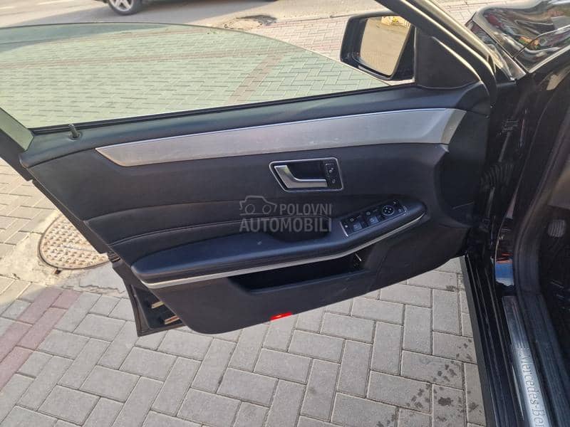 Mercedes Benz E 200 
