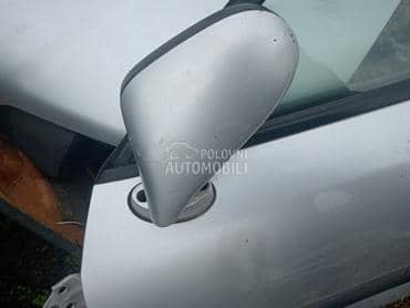retrovizor za Mitsubishi Carisma od 1999. do 2004. god.
