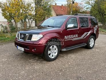 Nissan Pathfinder 2.5