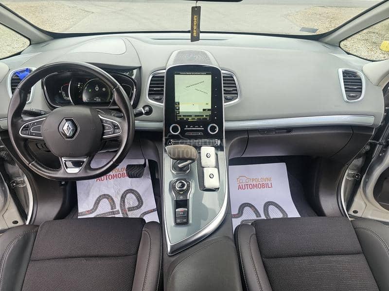 Renault Espace N.A.V.I