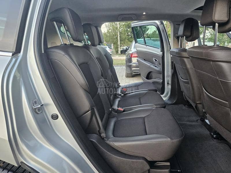 Renault Espace N.A.V.I