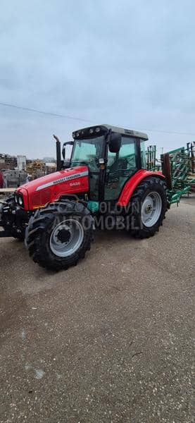 Massey Ferguson 5435