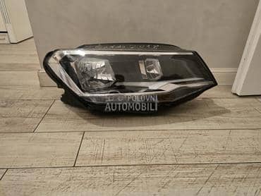 Desni halogeni far za Volkswagen Caddy od 2018. do 2021. god.