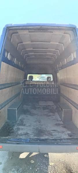 Mercedes Benz Sprinter 318