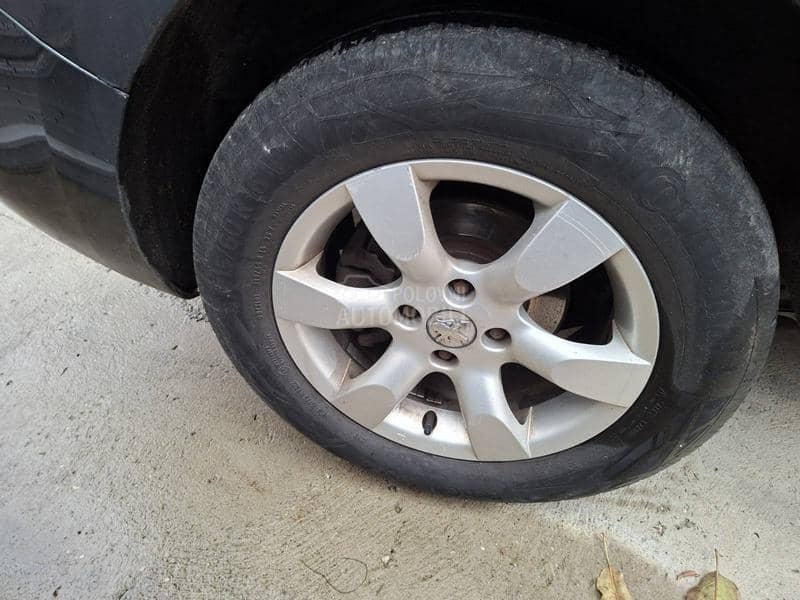 Peugeot 5008 16ehdi 2012. god. -  kompletan auto u delovima