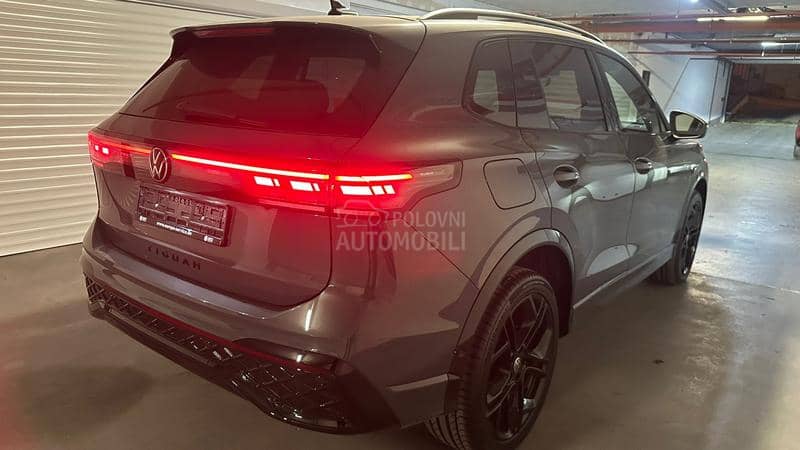 Volkswagen Tiguan 3xR LINE 4x4 PANO