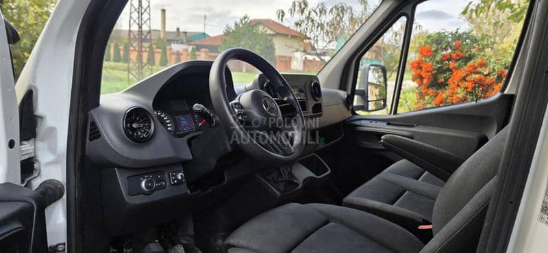 Mercedes Benz Sprinter DZ