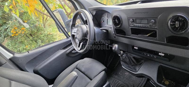 Mercedes Benz Sprinter DZ