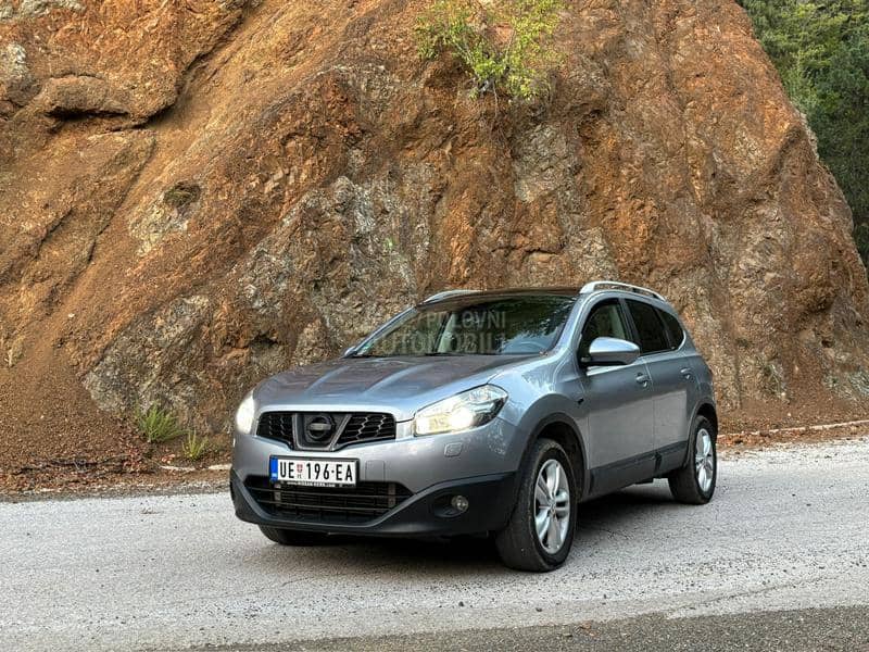 Nissan Qashqai + 2 