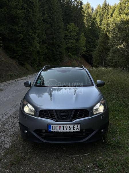 Nissan Qashqai + 2 