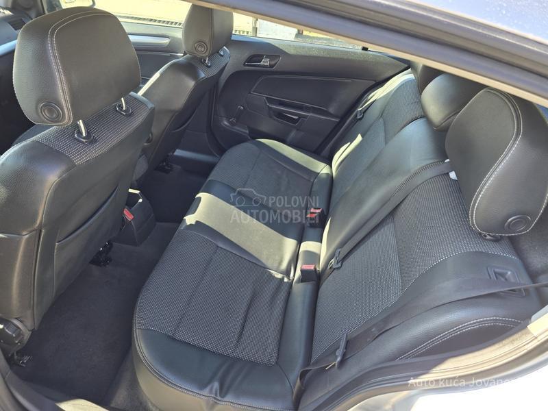 Opel Astra H a u t o m a t i k