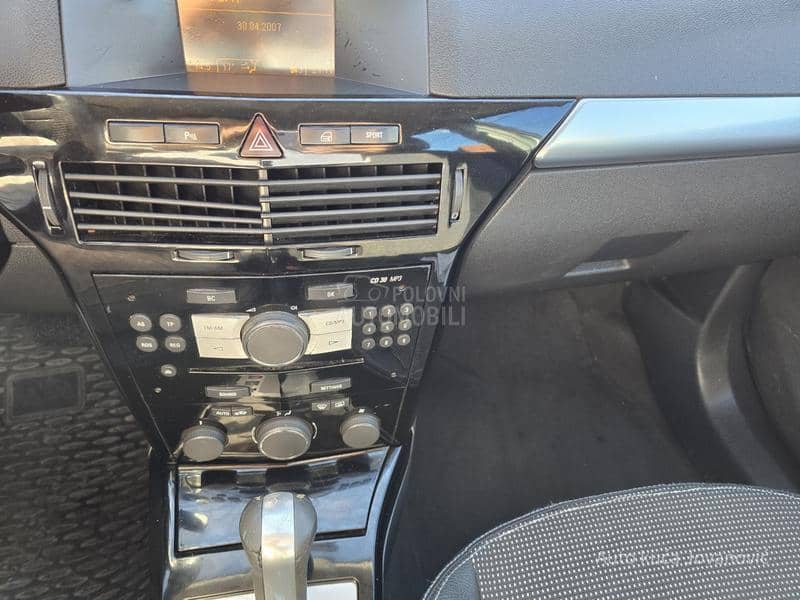 Opel Astra H a u t o m a t i k