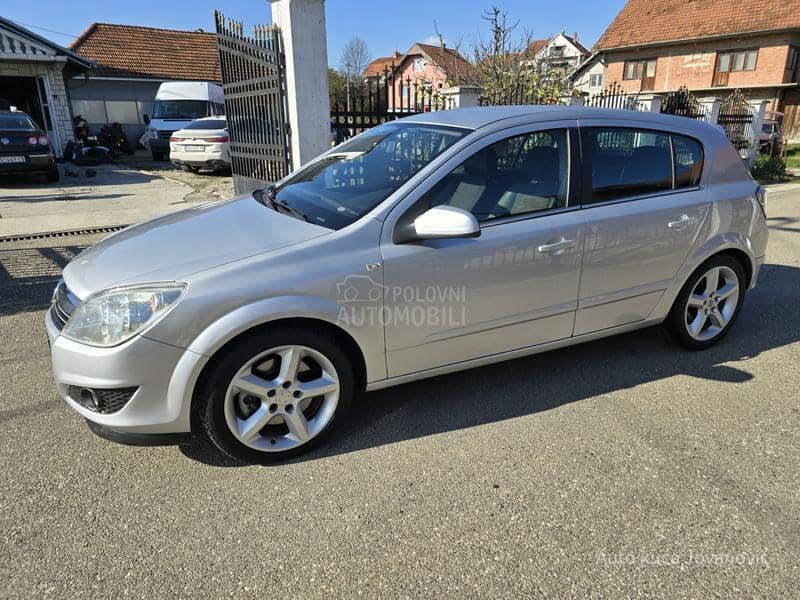 Opel Astra H a u t o m a t i k