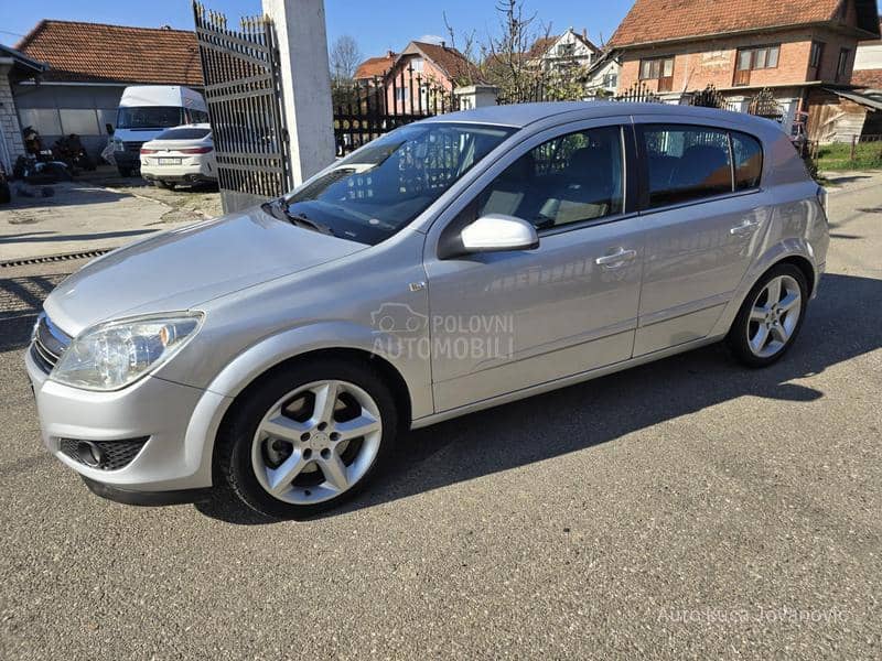 Opel Astra H a u t o m a t i k